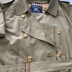 Men’s 1980’s Burberry Olive Green 44 X-Long Trench Coat with Zip 100% Wool Liner